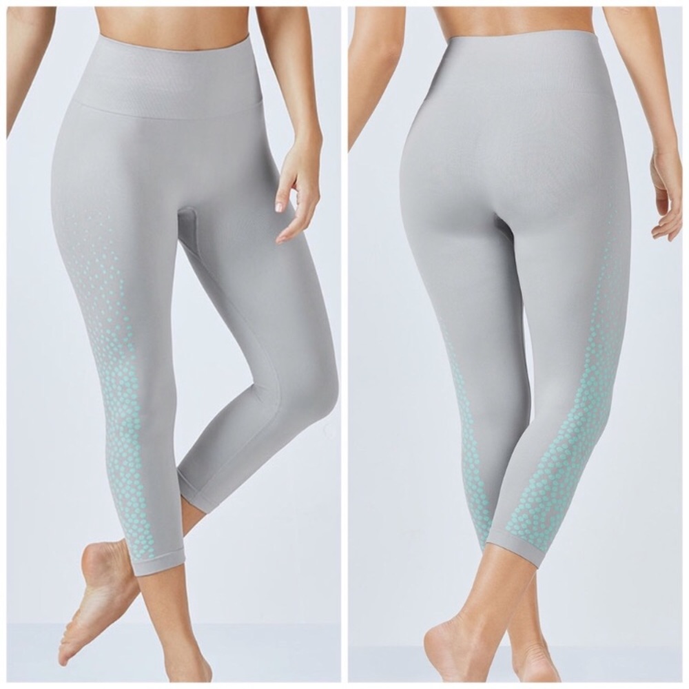 Fabletics Gray Turquoise Crop Legging Size M